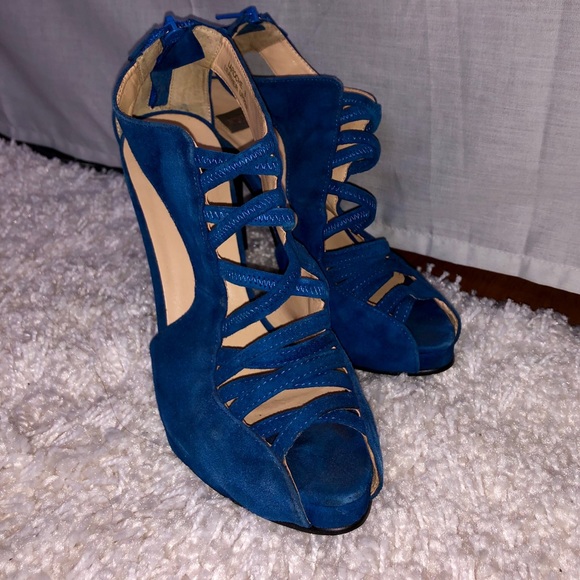 Blue suede NYLA peep toe strappy heels: size 8 - Picture 1 of 4
